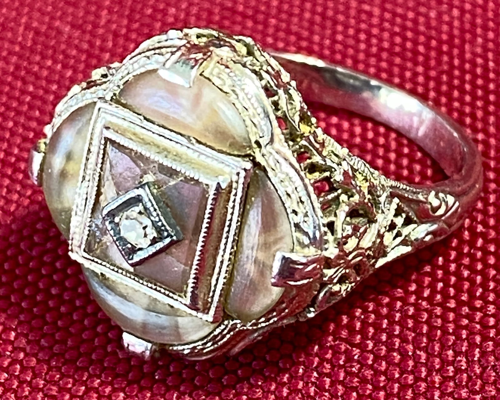 14K Gold Art Deco Ring with Diamond Size 5 - 4.04 Grams - w J.J. White Hallmark: 14K Gold Art Deco Ring with Diamond Size 5 - 4.04 Grams - w J.J. White Hallmark
