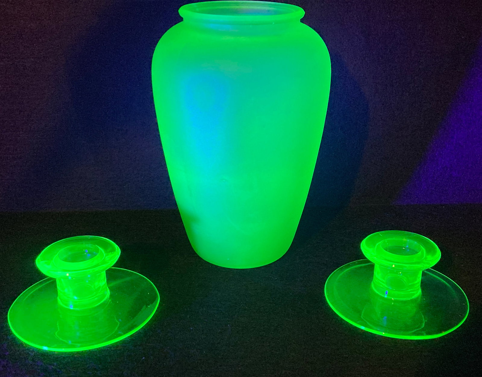 Frosted Green Vaseline Vase and Pair of Candlesticks: Frosted Green Vaseline Vase and Pair of Candlesticks