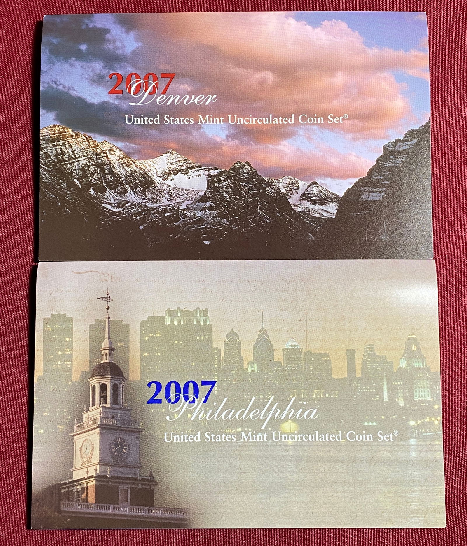 Two 2007 U.S. Mint Uncirculated Coin Sets - (1) Denver & (1) Philadelphia: Two 2007 U.S. Mint Uncirculated Coin Sets - (1) Denver & (1) Philadelphia