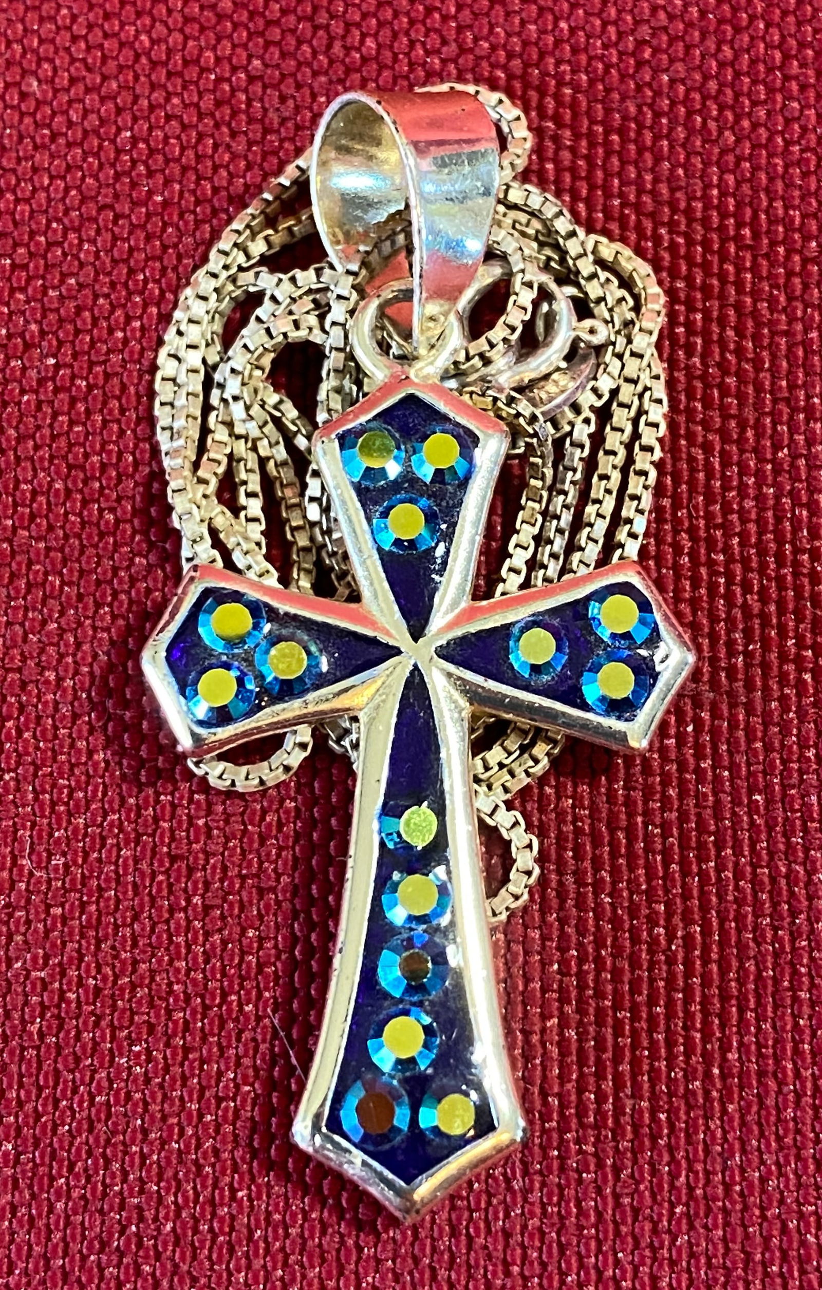 Sterling Silver Cross Pendant on 18" Sterling Silver Chain - 5.20 Grams (1 of 5)
