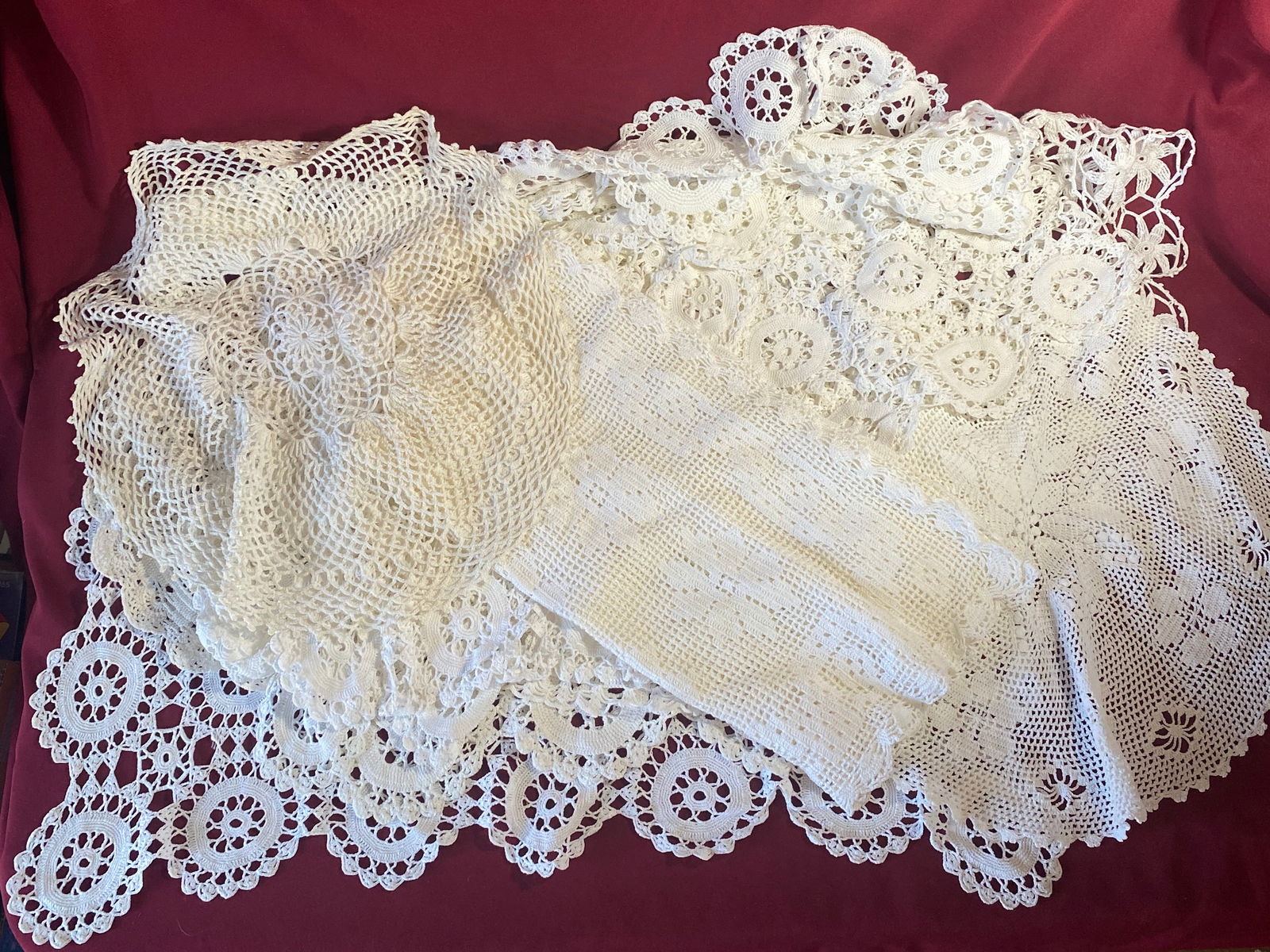 Dollies, Linens, Table Runners, Etc. (1 of 4)