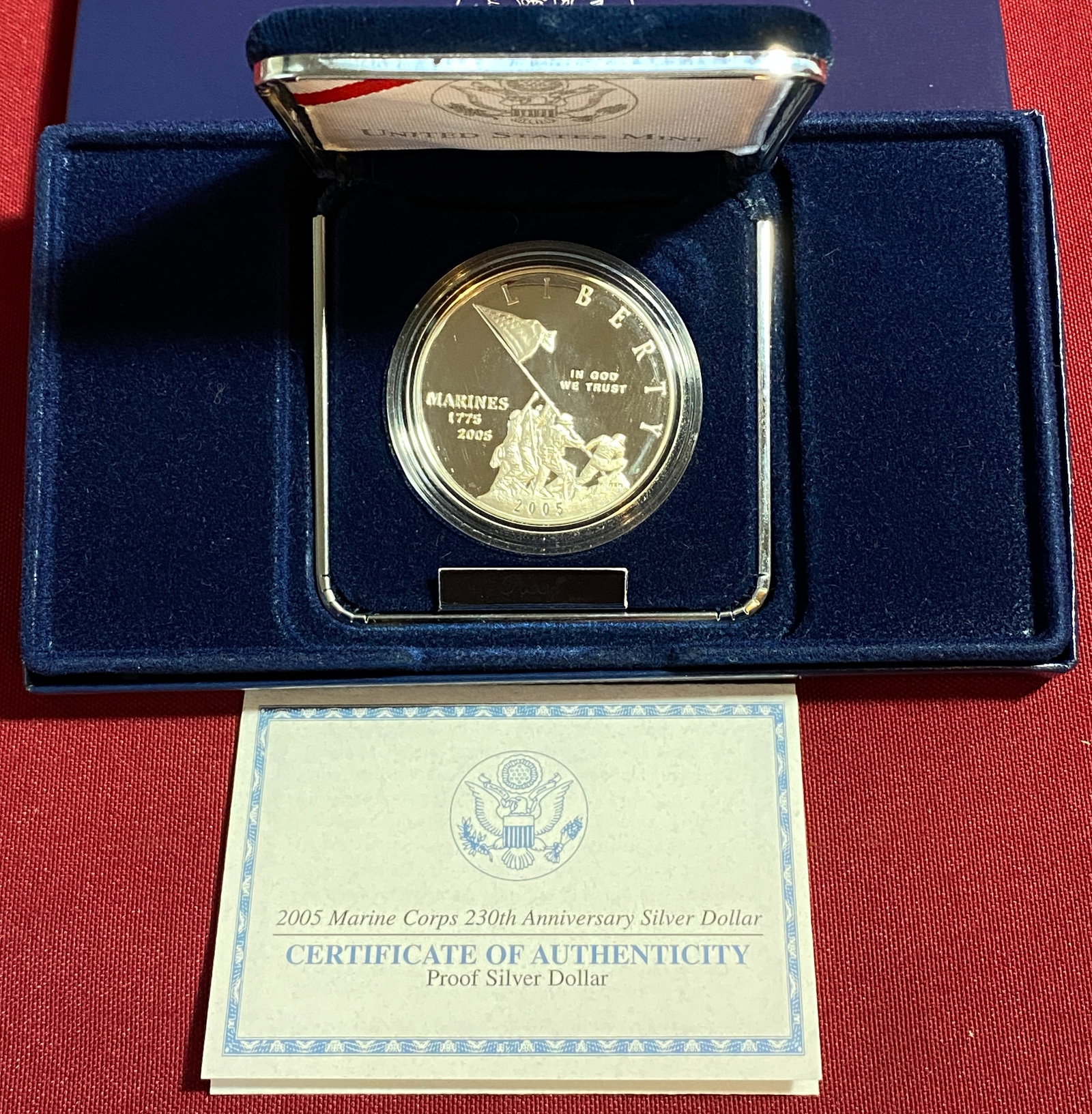 2005-P Marine Corps Commemorative Silver Dollar: 2005-P Marine Corps Commemorative Silver Dollar