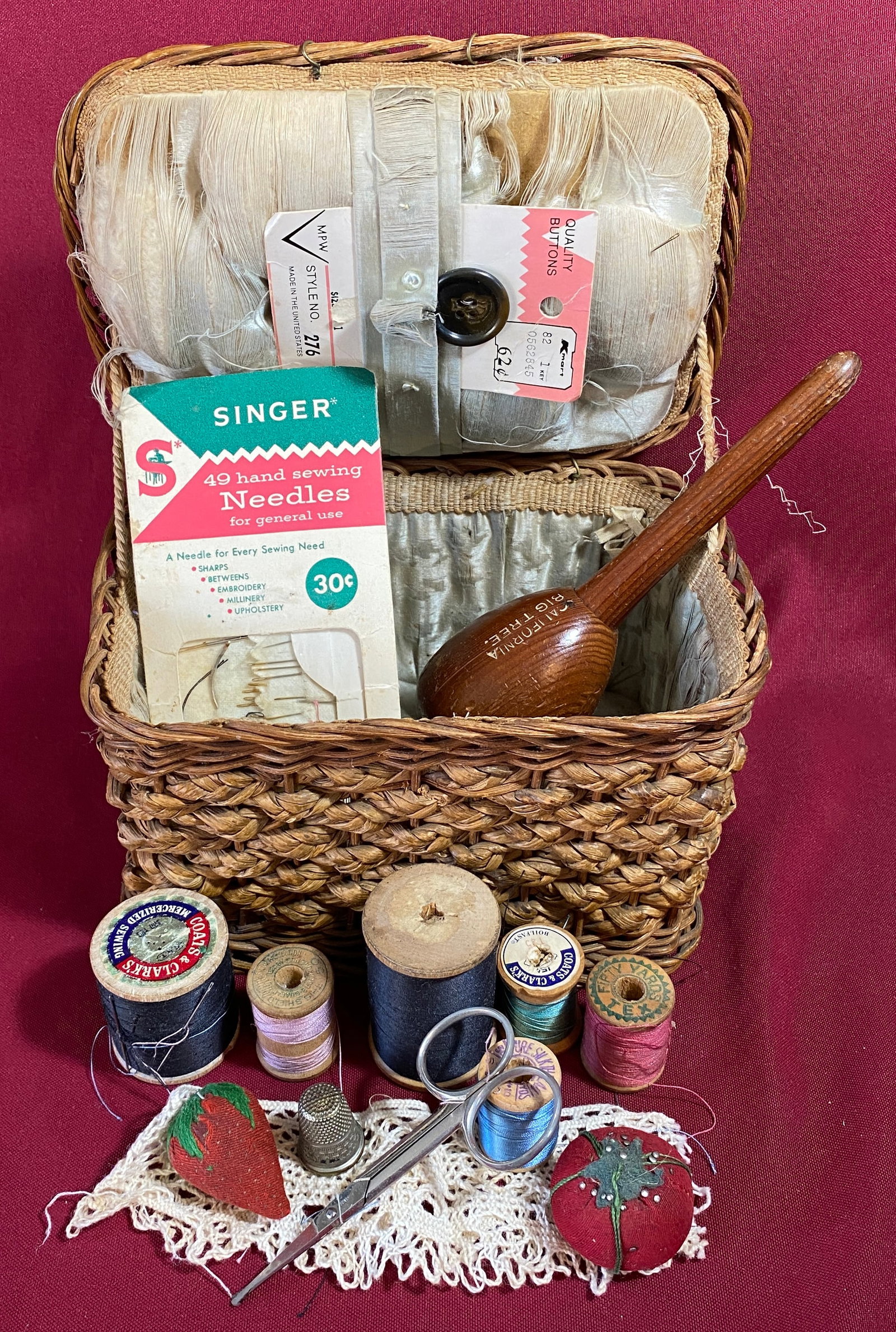 Sewing Basket with Various Sewing Items (1 of 5)
