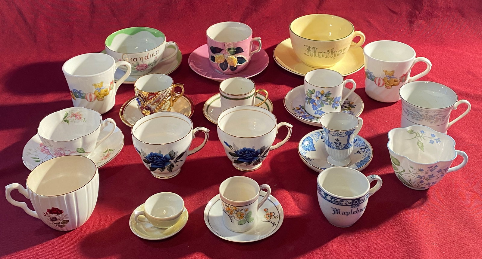 Various Tea Cups and Saucers - Royal Sutherland, Duchess, Etc. - Twenty-Eight Pieces - Absolutely No (1 of 4)