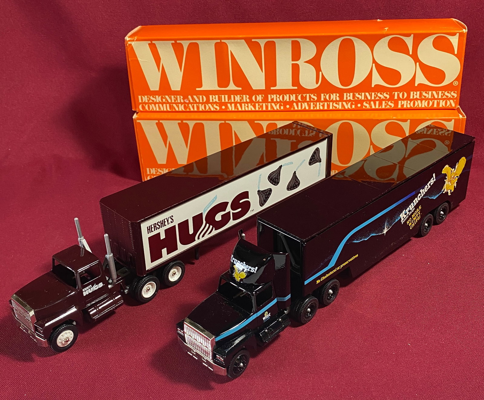 Two Die-Cast Winross Tractor Trailer Trucks in Boxes - Hershey's Hugs & Krunchers! (1 of 7)