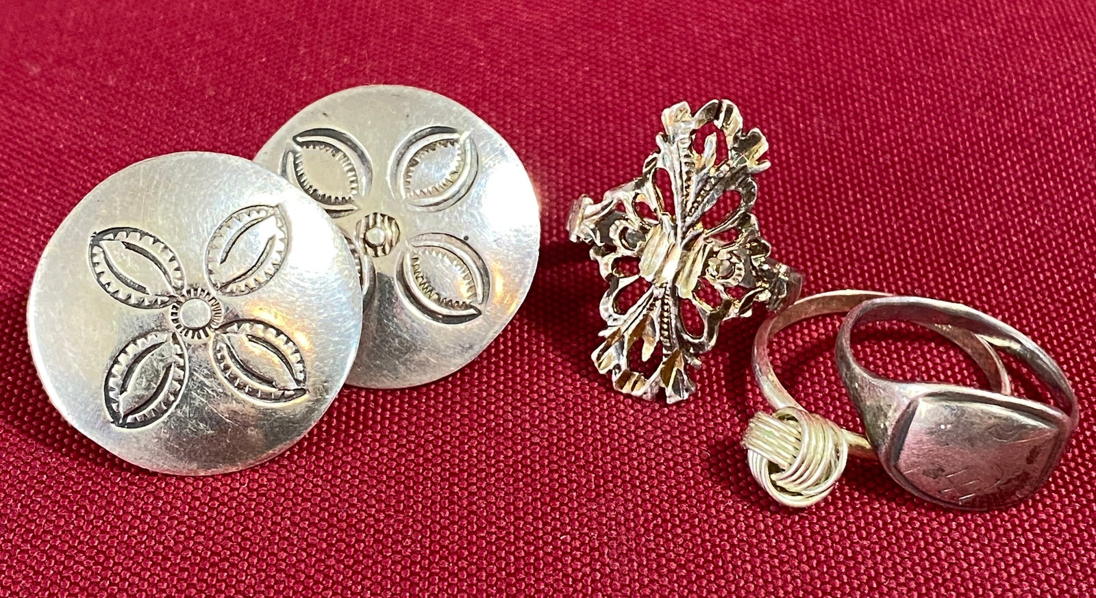Three Rings and a Pair of Earrings - Believed to be Silver - 11.93 Grams - Size 4, 5, 6.5 (1 of 9)