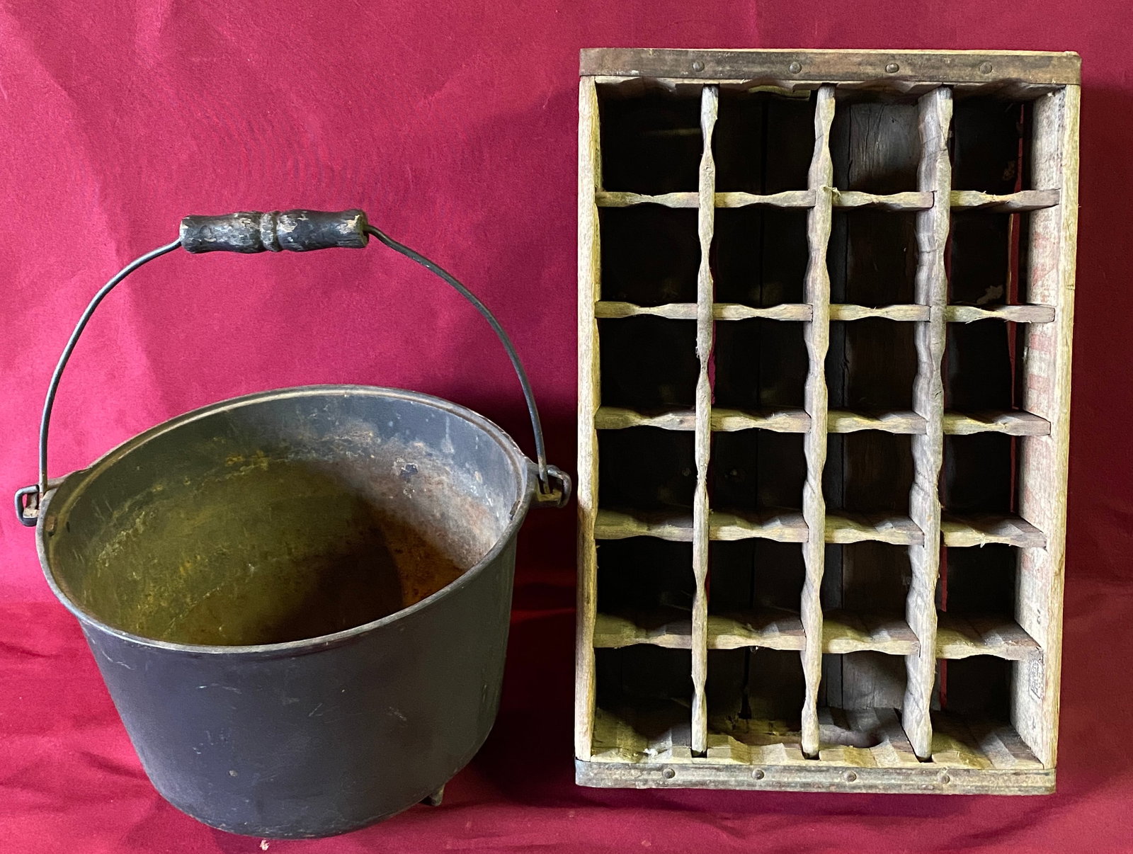 Cast Iron Kettle with Bail Handle & A-Treat Bottle Crate Box - Absolutely No Shipping (1 of 6)