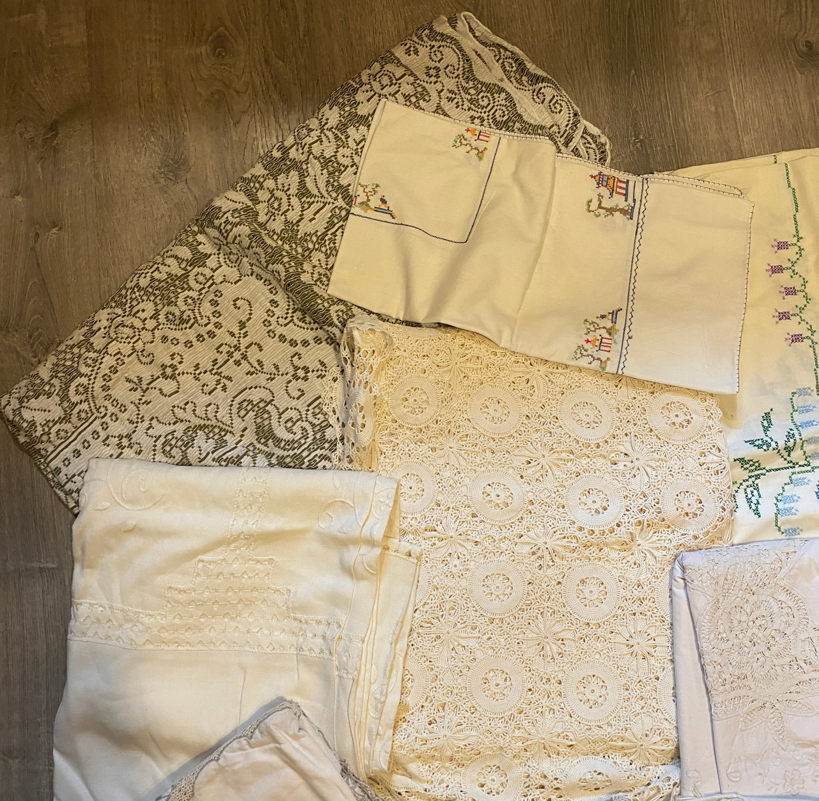 Table Linens, Tablecloths, Etc. - 2
