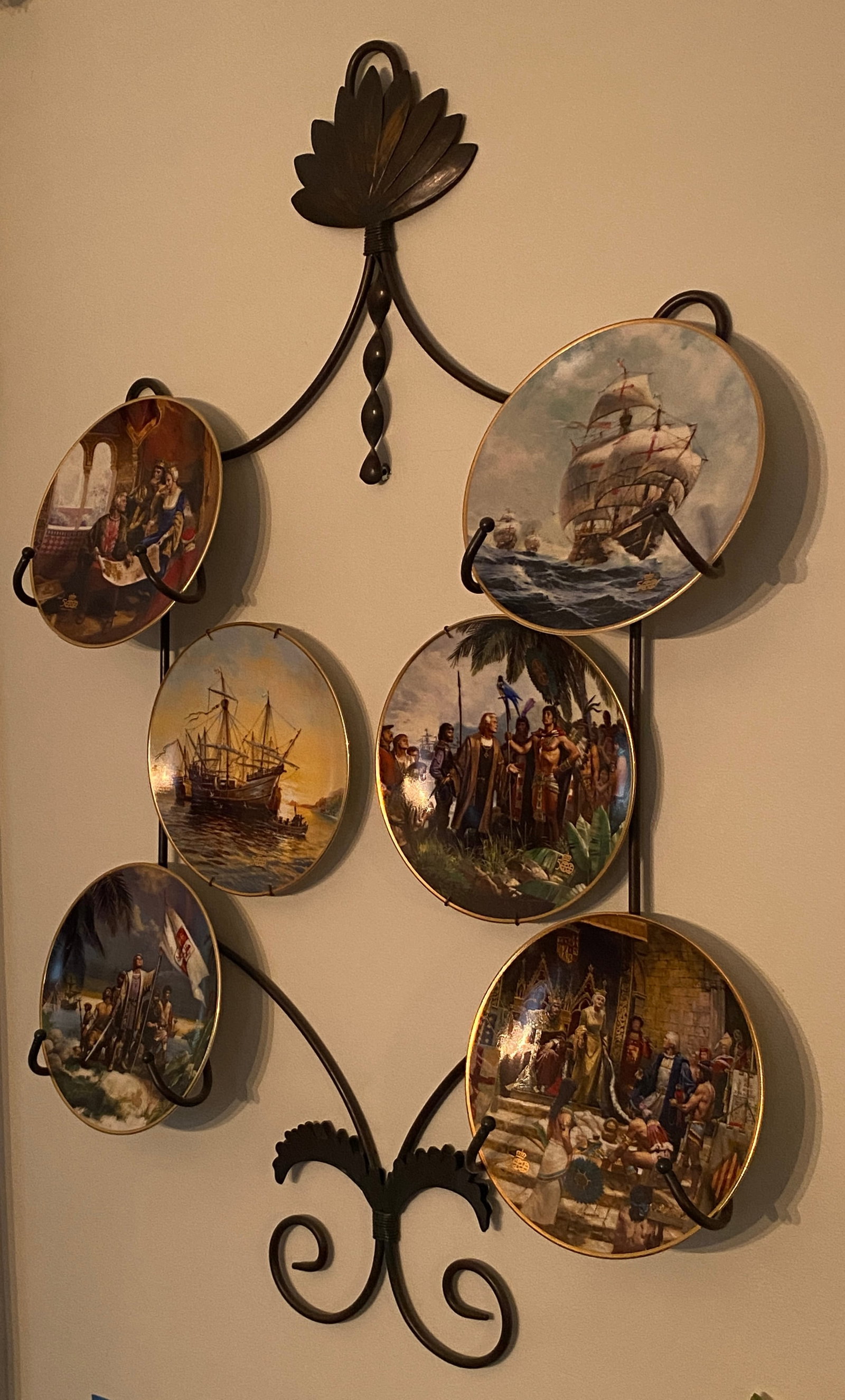 Metal Plate Wall Display with Various 'Columbus Discovers America: 500th Anniversary' Collector (1 of 11)
