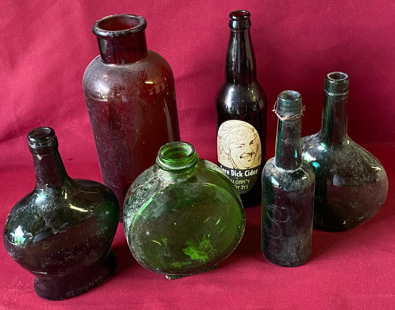 Six Older Glass Bottles - Sore Dick Cider, Casalinho Vinhos de Mesa, Etc. - Absolutely No Shipping (1 of 7)
