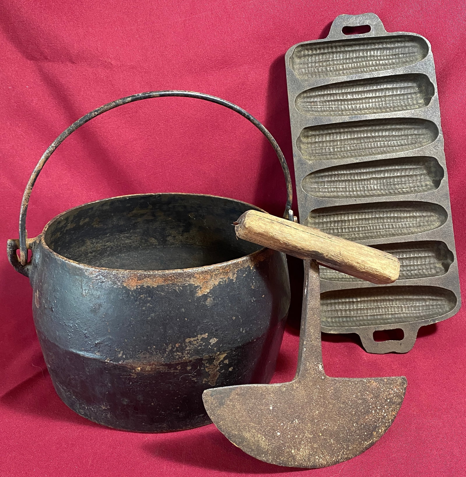 Cast Iron Corn Mold Pan, Cast Iron Kettle with Handle, and Food Chopper - Absolutely No Shipping (1 of 6)