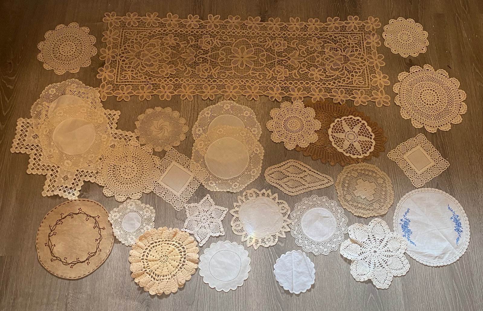 Various Doilies: Various Doilies
