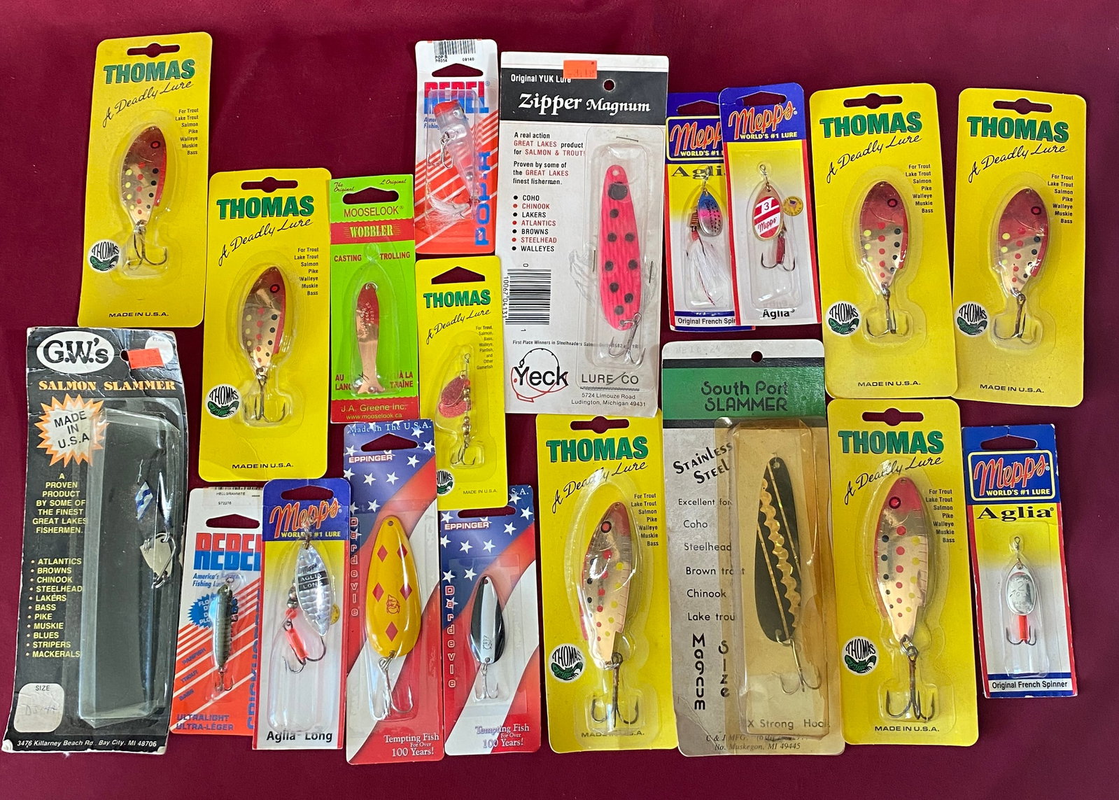Brand New Fishing Lures in Packages (1 of 4)
