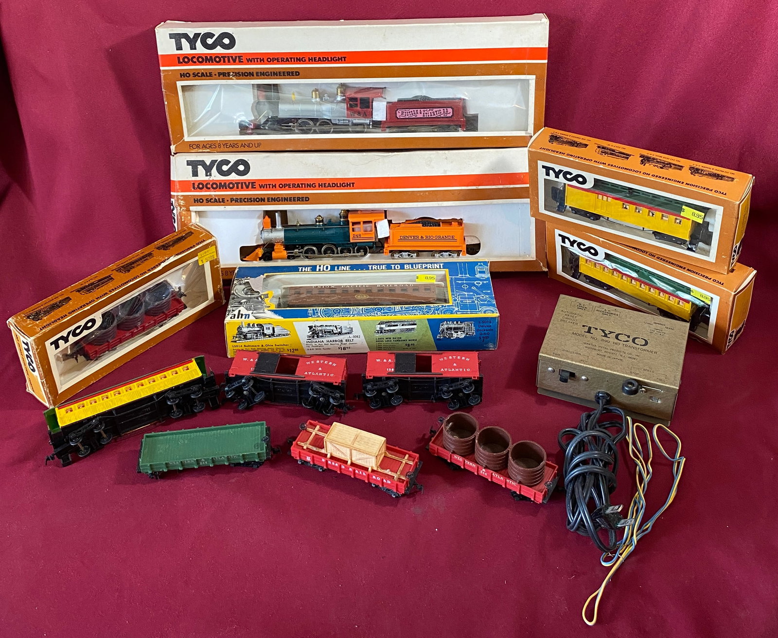 HO Line & Tyco Trains - Tyco Automatic Reset Circuit Breaker (1 of 6)