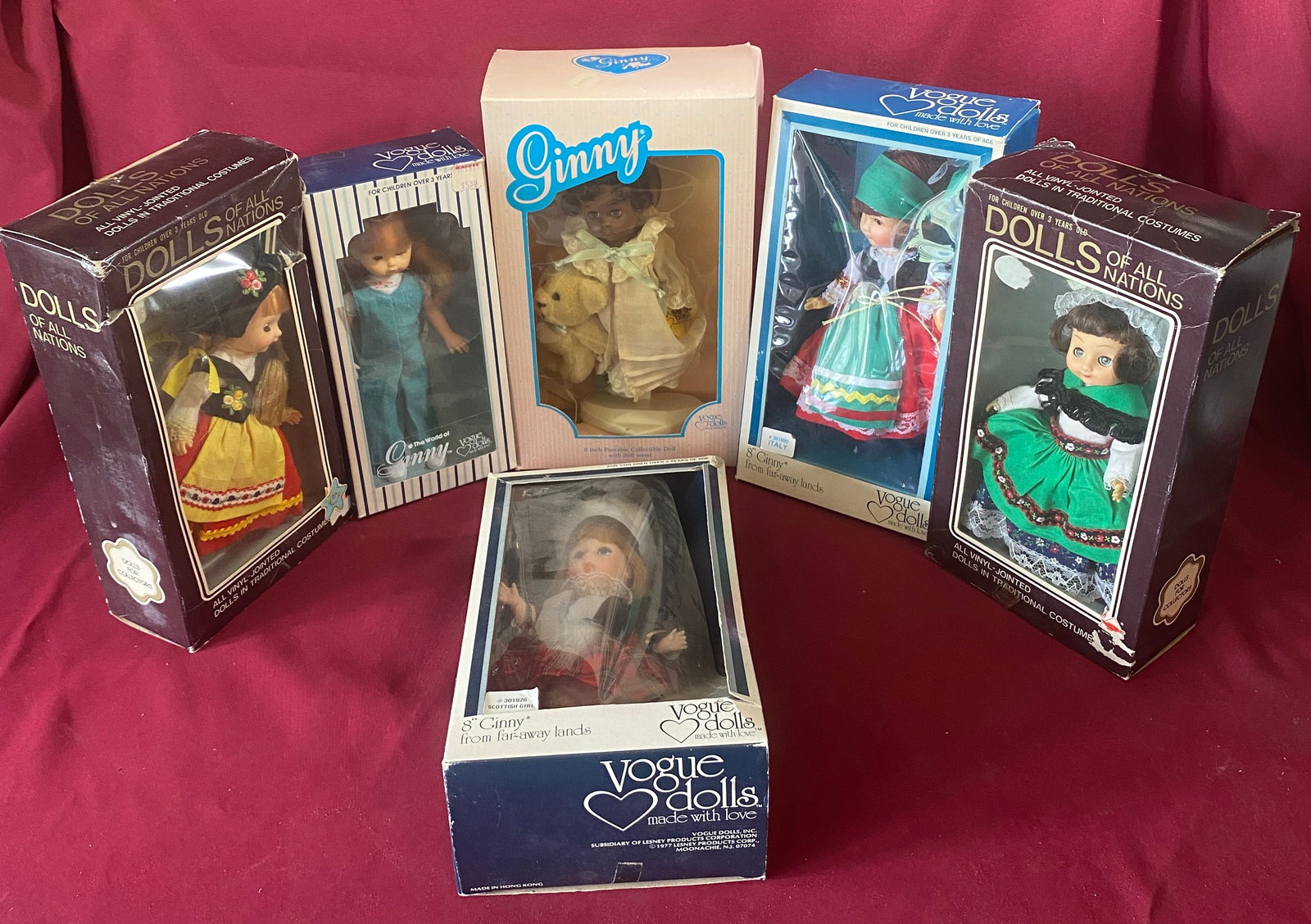 Six Various Collectable Dolls, Vogue, and Dolls of All Nations (1 of 6)