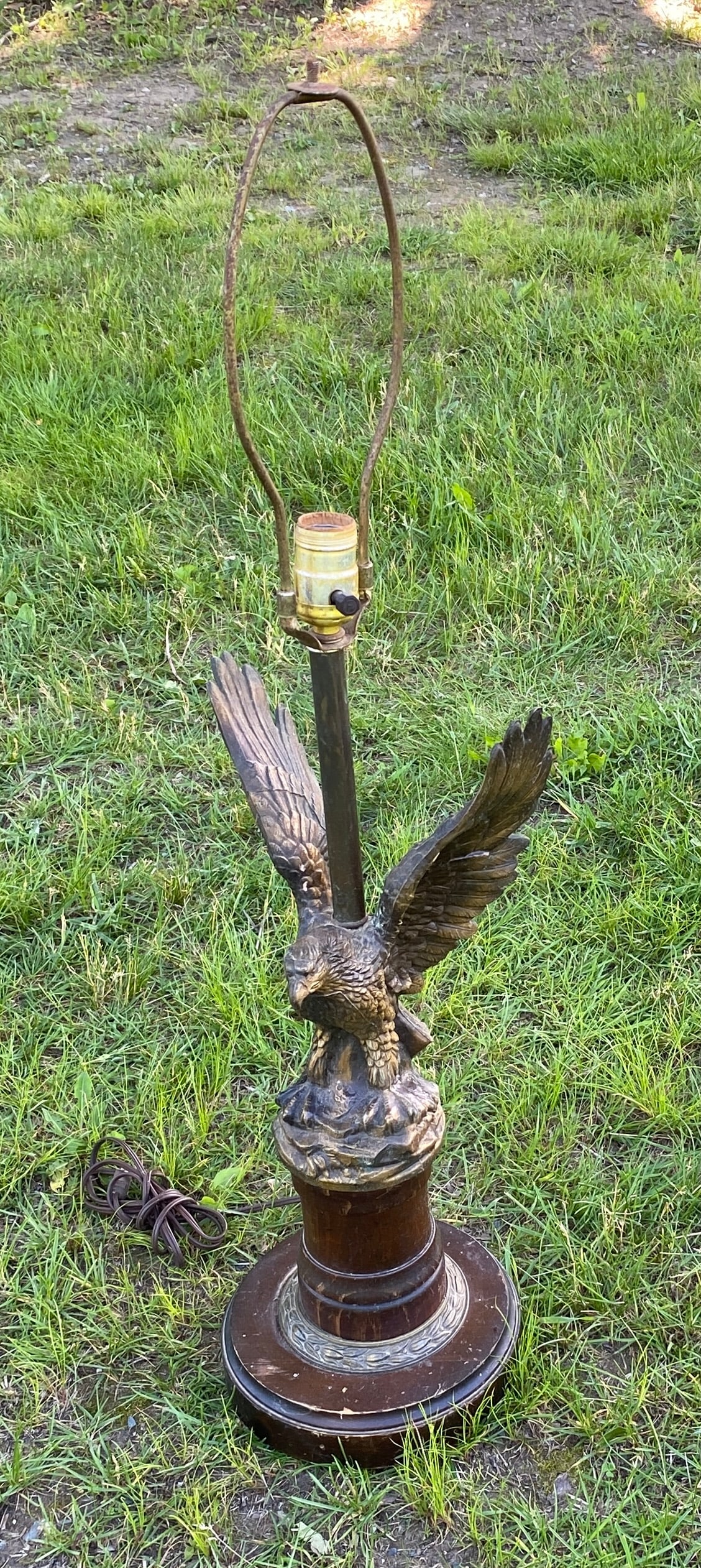 Bald Eagle Lamp - 32"x8" - As Seen in Photos - Working Condition - Absolutely No Shipping: Bald Eagle Lamp - 32"x8" - As Seen in Photos - Working Condition - Absolutely No Shipping