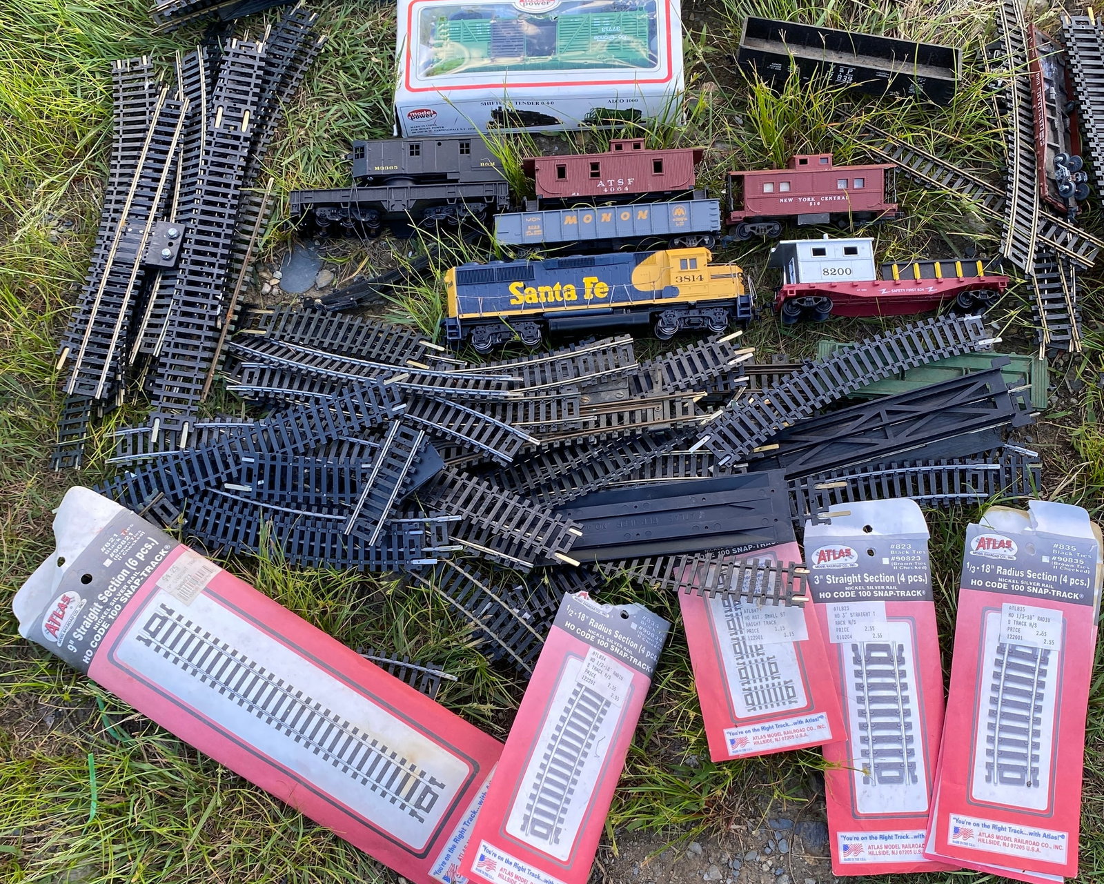 HO Tains, Tracks, Engine, Etc. - 3