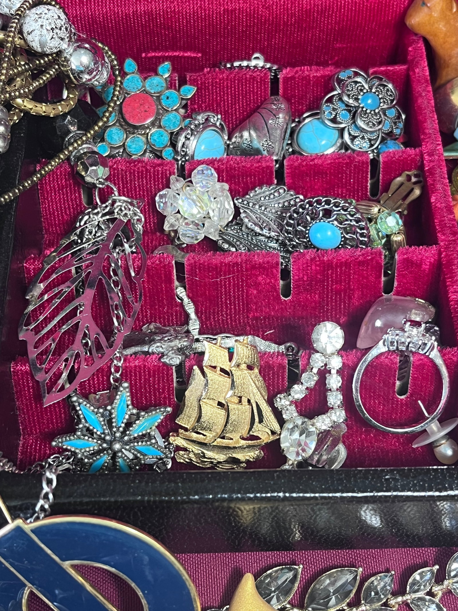 Lot of Assorted Costume and Vintage Jewelry - Some Good, Some for Repurpose, Repair, Tangled, - 7