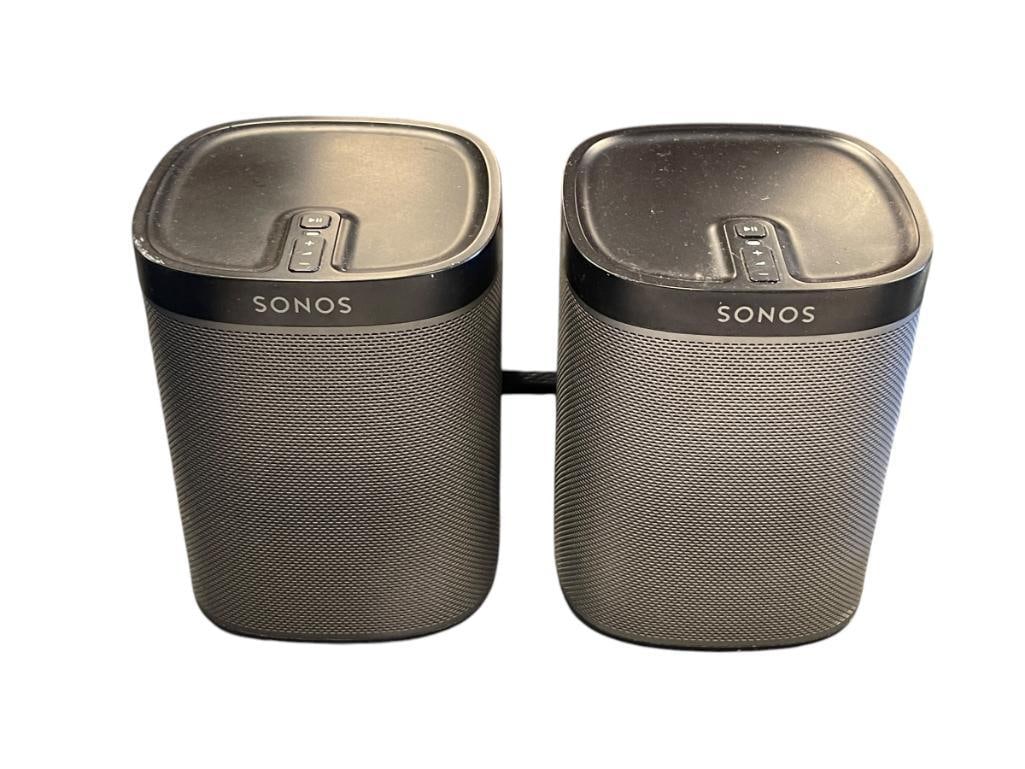 PAIR OF SONOS MODEL PLAY 1 COMPUTER SPEAKERS (1 of 5)