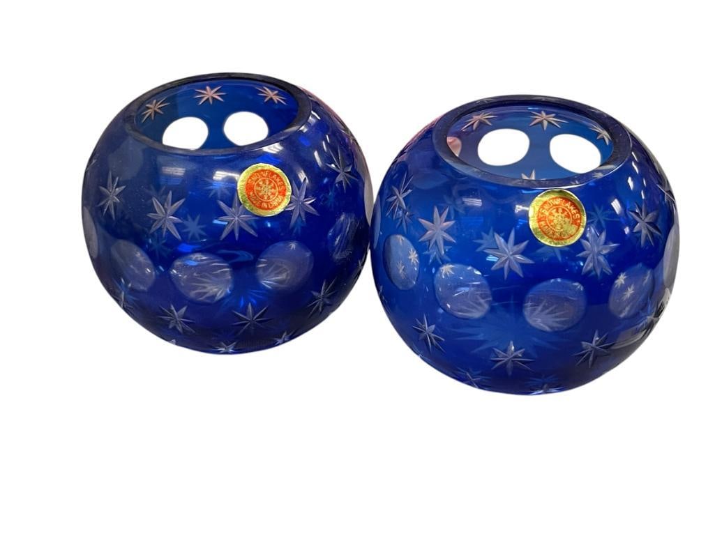 PAIR OF SNOWFLAKES COBALT BLUE GLASS CUT TO CLEAR CANDLE VOTIVE TEA LIGHT HOLDERS (1 of 5)