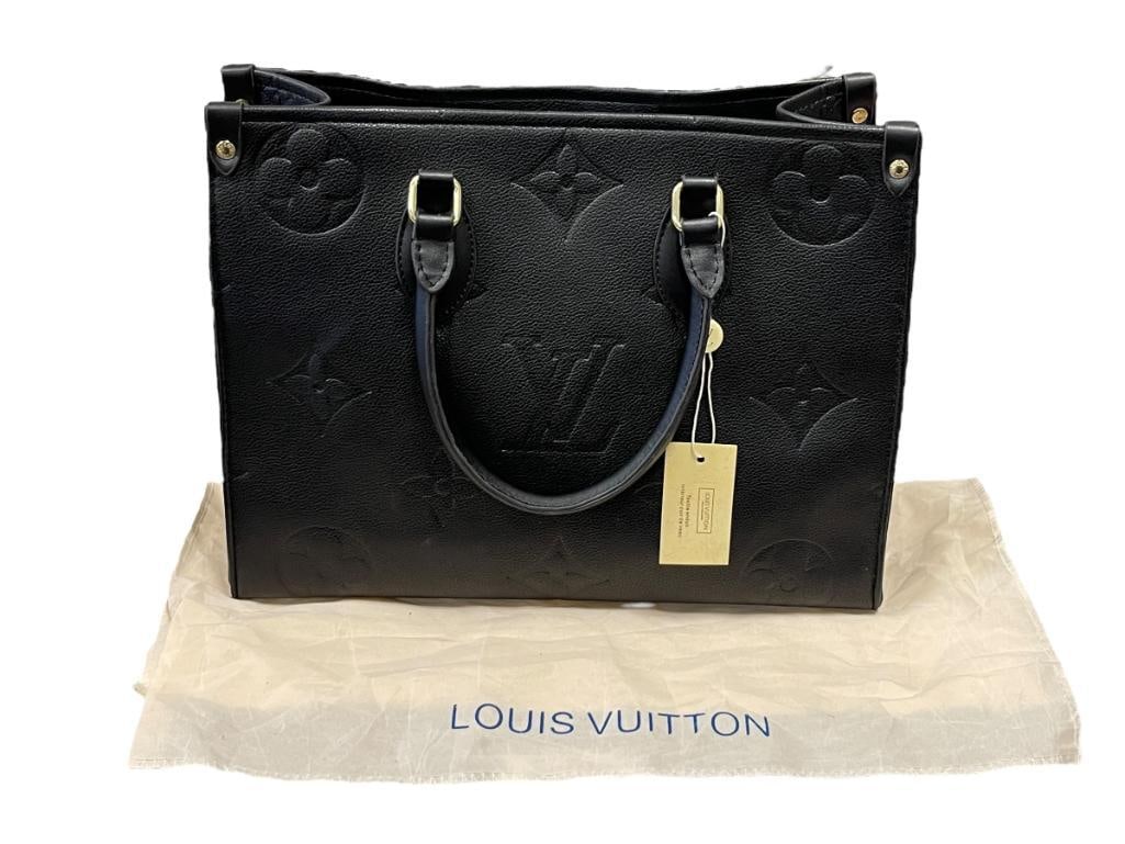 LOUIS VUITTON MARKED ONTHEGO PM TOTE BAG: NOT AUTHENTICATED, FEATURES AN EMBOSSED OVER SIZED MONOGRAM PATTERNÂ 13" X 10"
