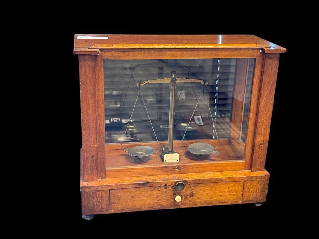 ANTIQUE WILLIAM AINSWORTH & SONS FROM MORGAN SMITH RENO, NV JEWELRY STORE APOTHECARY GOLD SCALE (1 of 15)