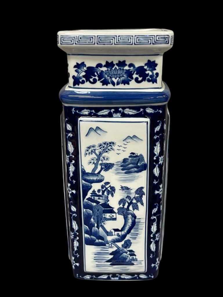 BOMBAY SQUARE FORM CERAMIC VASE WITH ORIENTAL LANDSCAPE SCENES (1 of 7)