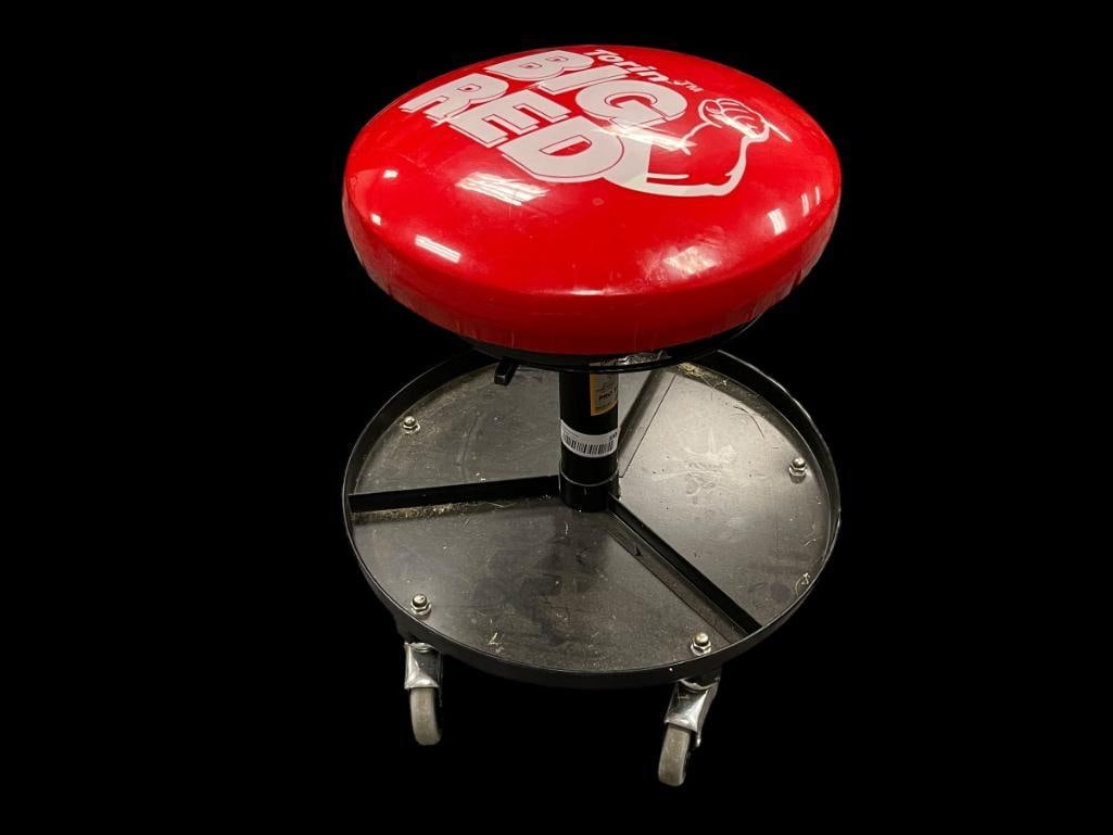 TIRON BIG RED AUTOMOTIVE SHOP STOOL ON WHEELS (1 of 4)