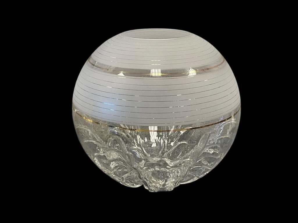1970'S MURANO ART GLASS MAZZEGA ORB GLOBE WITH GOLD TRIM AND DEEP RECESSED LEAF DESIGN BOTTOM: CLEAR AND FROSTED RINGS WITH GOLD 10"