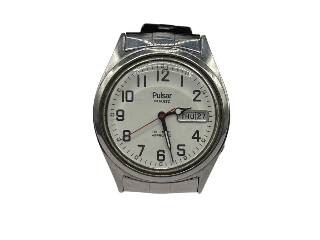 VINTAGE PULSAR RAILROAD APPROVED QUARTZ WRISTWATCH: FEATURING DAY AND DATE ADJUST, IN RUNNING CONDITION, STAINLESS STEEL BAND, SERIAL # 222203 36MM CASE