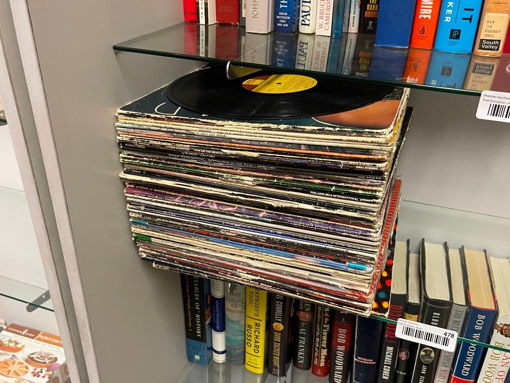 APPROX. 60 ASSORTED R&B AND MORE 33 1/3RPM LP RECORDS WITH ALBUM COVERS (1 of 11)