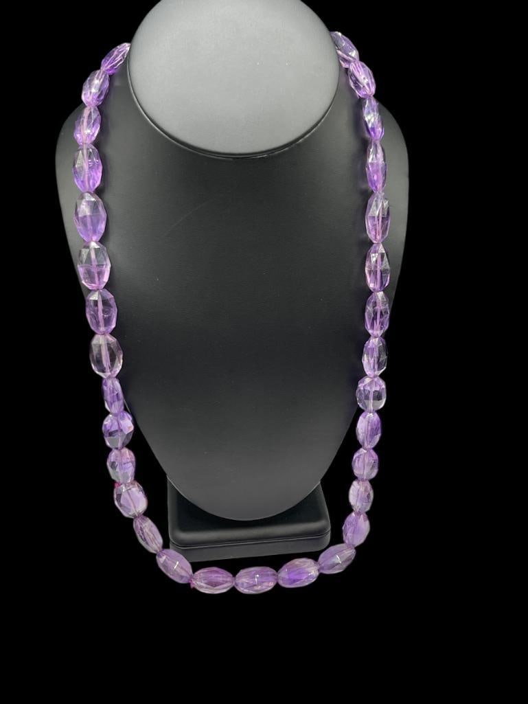 VINTAGE FACETED AMETHYST BEAD NECKLACE FEATURING 14K YELLOW GOLD CLASP (1 of 8)