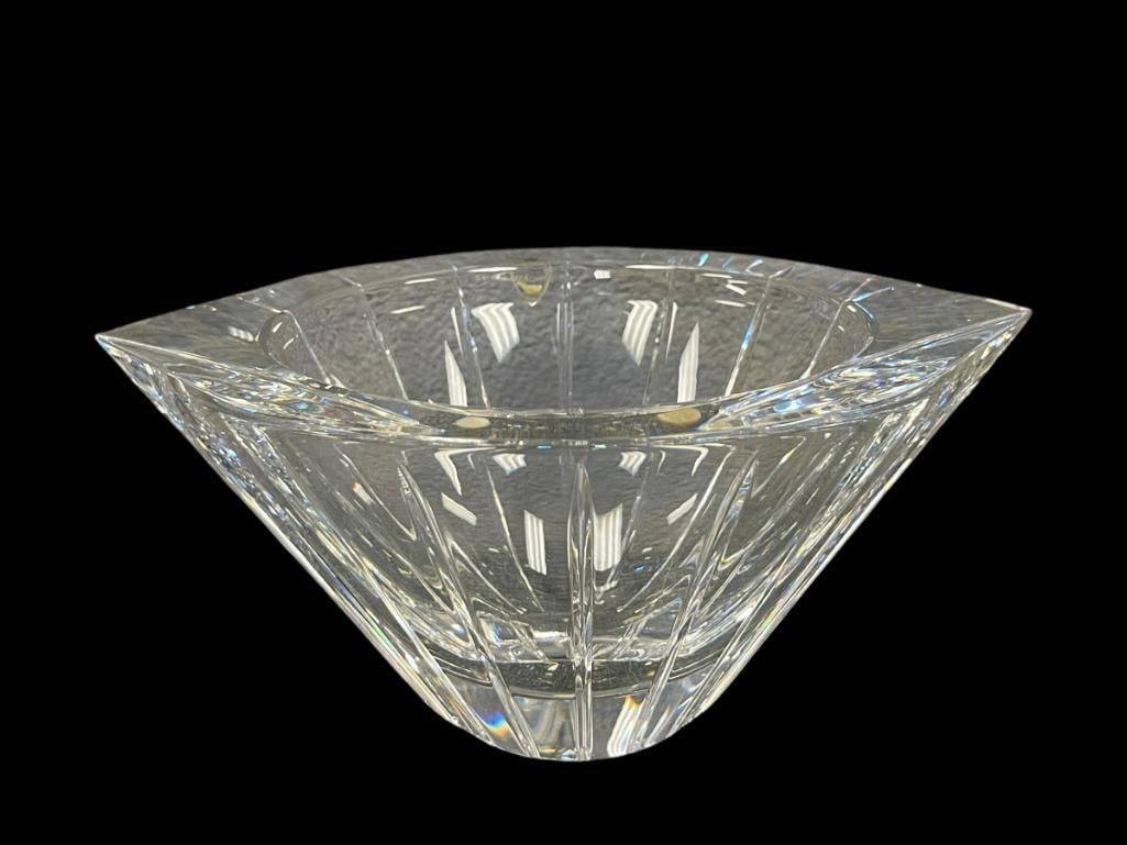 ORREFORS FINE SWEDISH CRYSTAL MARIN BOWL: SIGNED ON BOTTOM WITH ORIGINAL LABEL, MADE IN SWEDEN 8" L