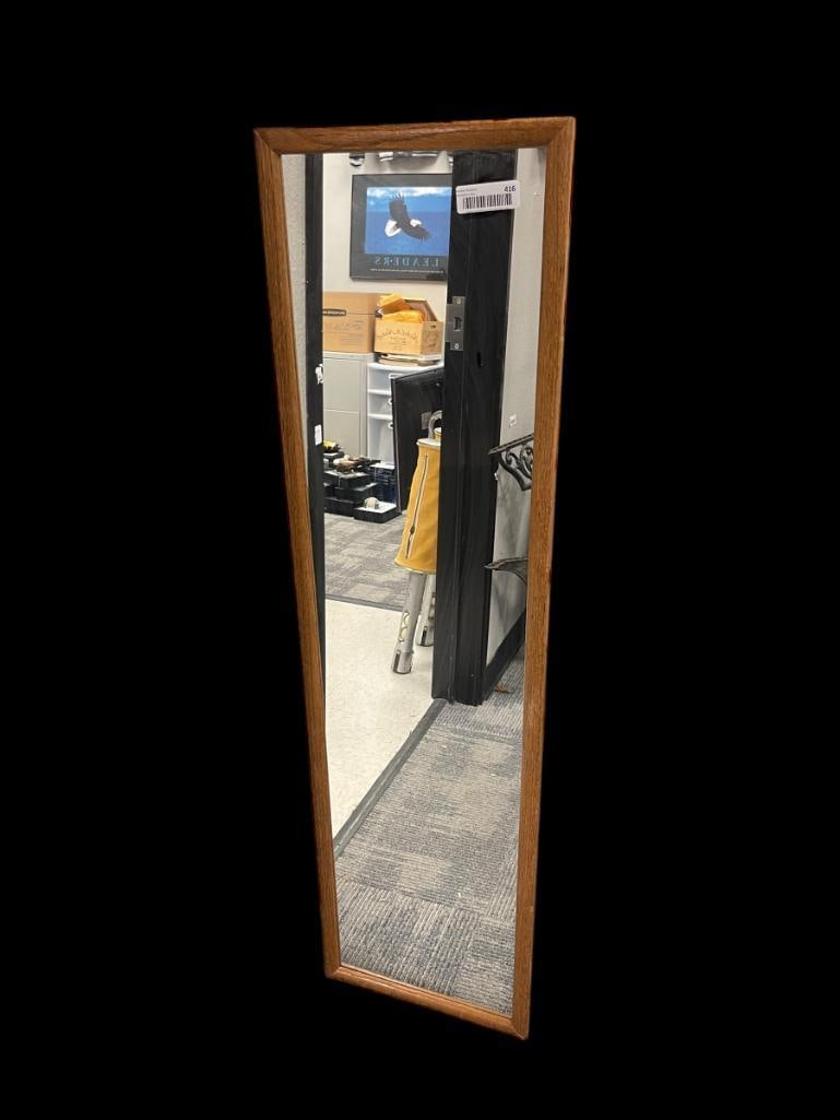 OAK FRAMED WALL MIRROR (1 of 5)