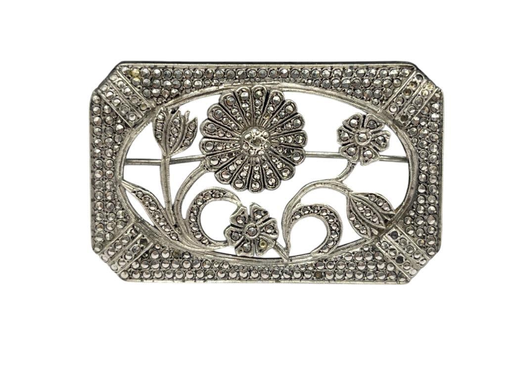 VINTAGE STERLING SILVER MARCASITE FLOWER BROOCH: 2", 17.16 GRAMS