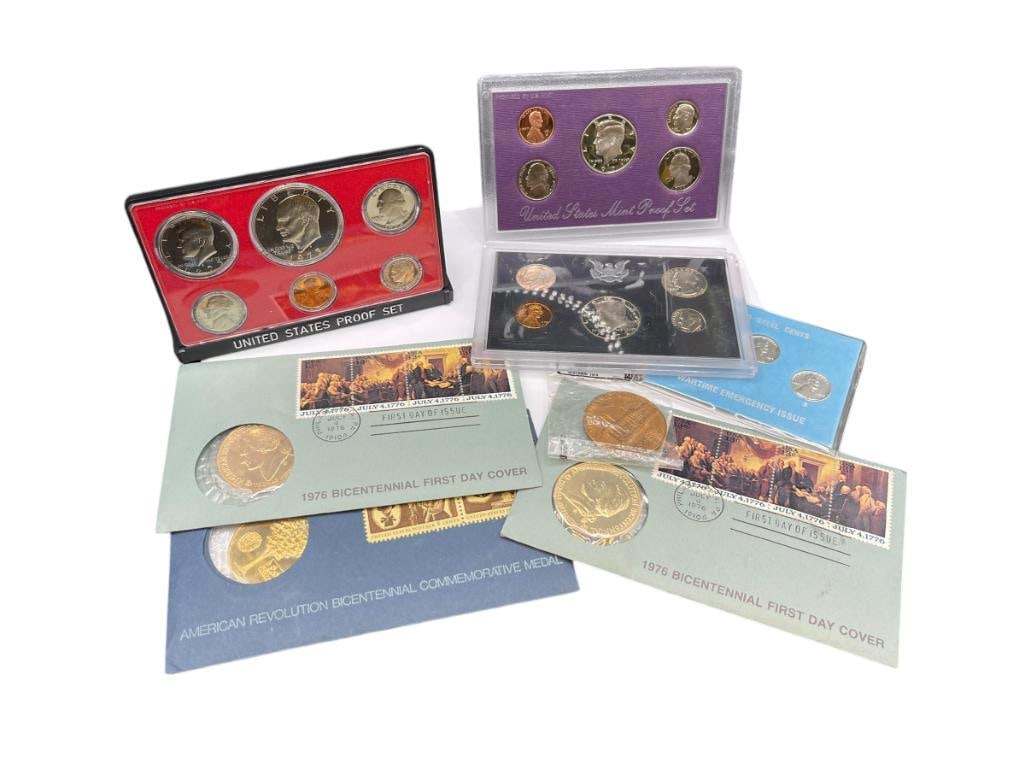 ASSORTED COLLECTIBLE COIN SETS INCLUDING 1943 STEEL CENTS, 1976 BICENTENNIAL FIRST DAY COVER, ETC. (1 of 12)