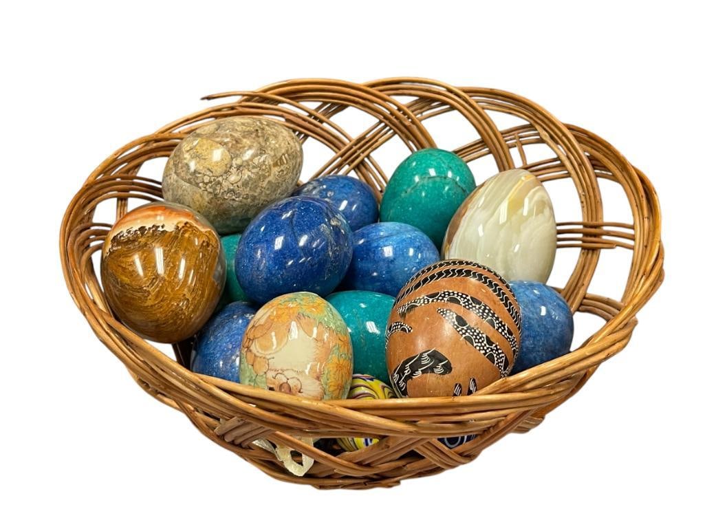 ASSORTED POLISHED STONE EGGS INCLUDING ONYX, ART GLASS EGGS, LAPIS COLORED, AND TURQUOISE COLORED (1 of 7)