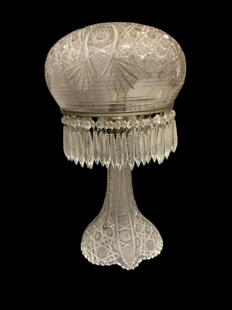 AMERICAN BRILLIANT PERIOD CUT GLASS MUSHROOM LAMP WITH HANGING PRISMS (1 of 11)