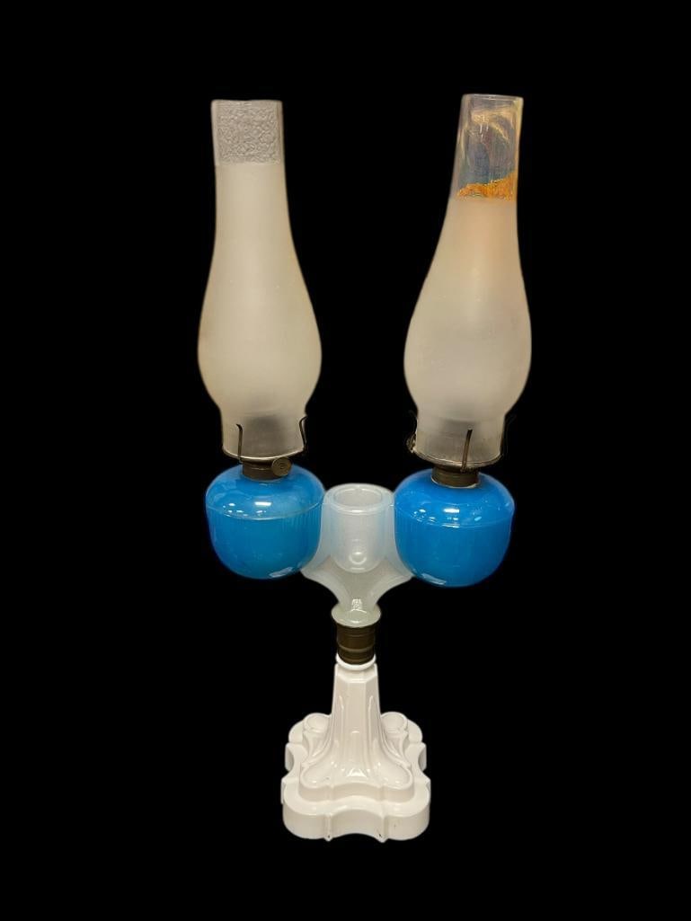EXCEPTIONAL RIPLEY BLUE CLAMBROTH DOUBLE WEDDING OIL LAMP CIRCA 1870 BLOWN GLASS MILK GLASS BASE (1 of 12)