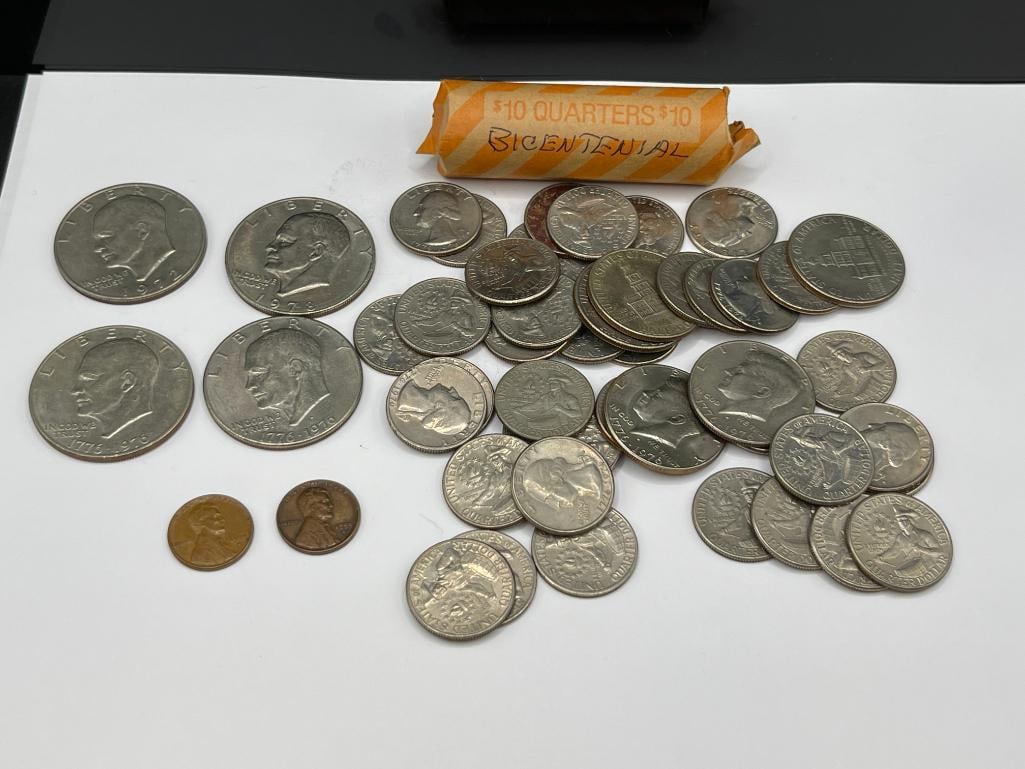 $24 FACE VALUE IN BICENTENNIAL U.S. COINS INCLUDING EISENHOWER DOLLARS, KENNEDY HALVES, AND QUART... (1 of 12)