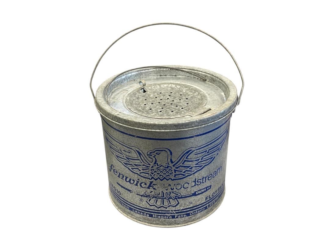 FENWICK WOODSTREAM CANADA MADE GALVANIZED METAL FISHING BAIT / MINNOW BUCKET (1 of 8)
