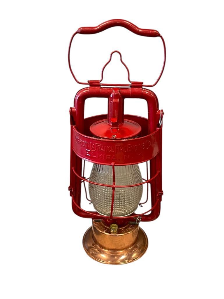 DIETZ KING FIRE KING AMERICAN LA FRANCE FIRE ENGINE CO LANTERN WITH MINI SQUARE PATTERN GLASS GLOBE (1 of 15)