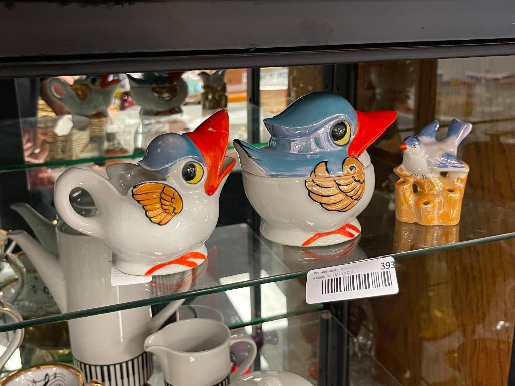 VINTAGE JAPANESE LUSTERWARE PORCELAIN KOOKABURRA CREAM AND SUGAR AND FLOWER FROG FIGURINE: CREAMER HAS CRACK IN BEAK, SEE PHOTO LARGEST IS 4 1/4" H