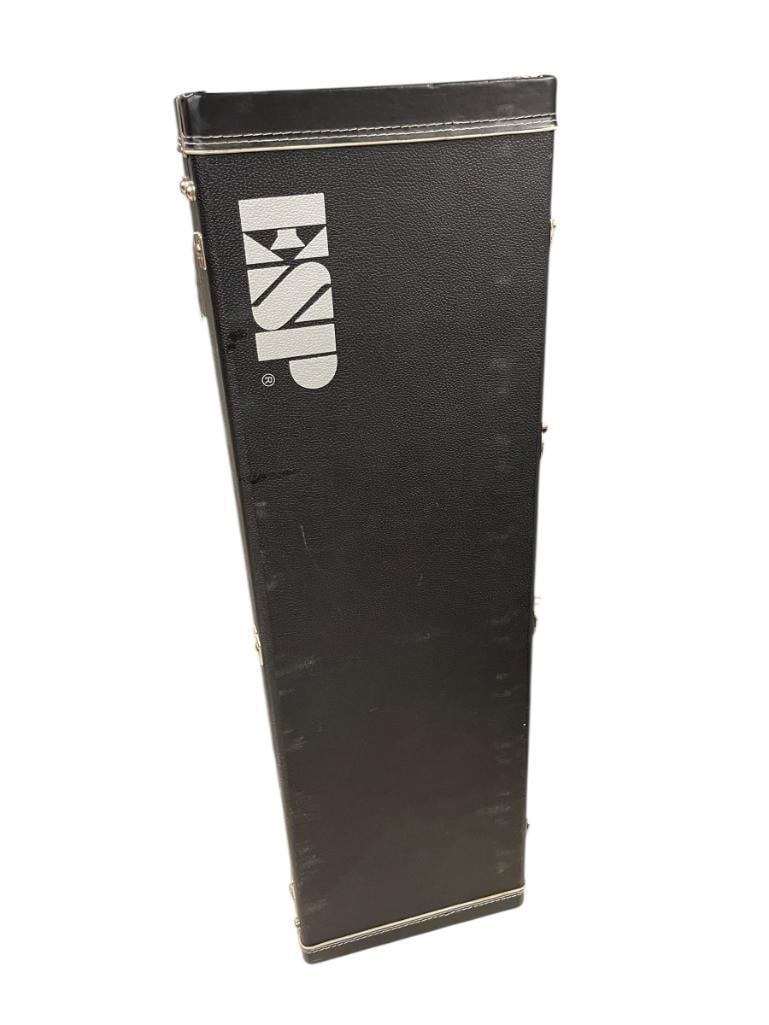 ESP HARD SHELL ELECTRIC GUITAR CASE WITH PADDED GRAY INTEROIR (1 of 8)