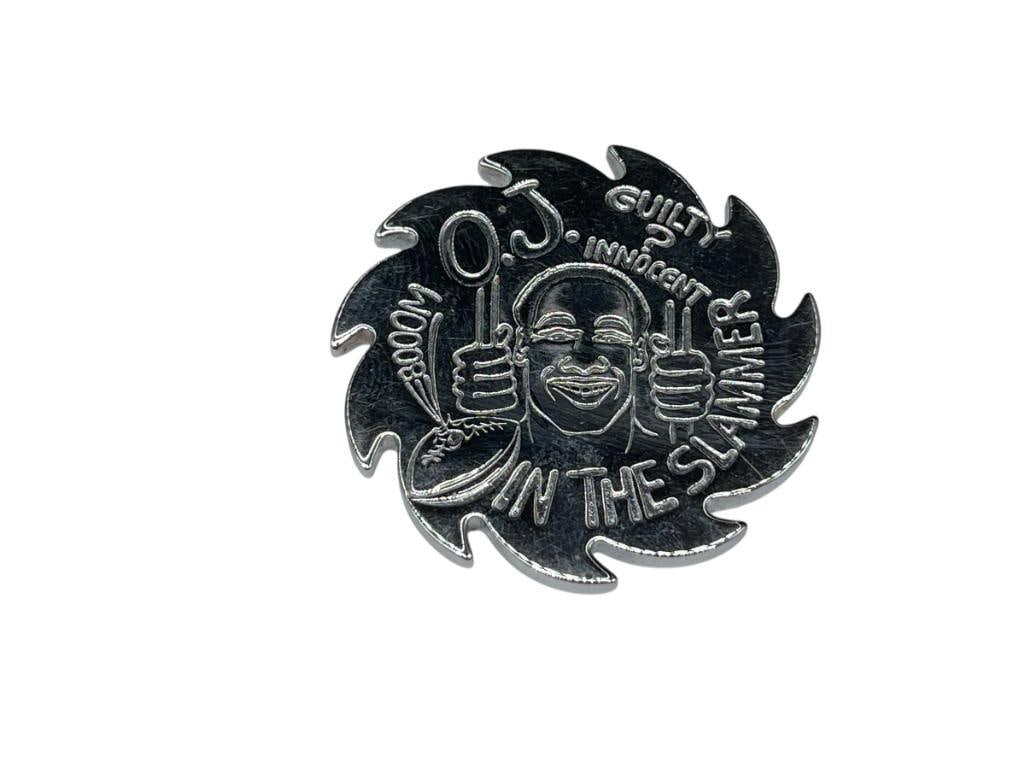 VINTAGE O.J. SIMPSON POG SLAMMER "GUILTY ? INNOCENT IN THE SLAMMER" 1994 COLLECTOR'S EDITION SLAM...: JAGGED EDGE RIM, "O.J. THE CHASE" ON BACK 1 3/4"