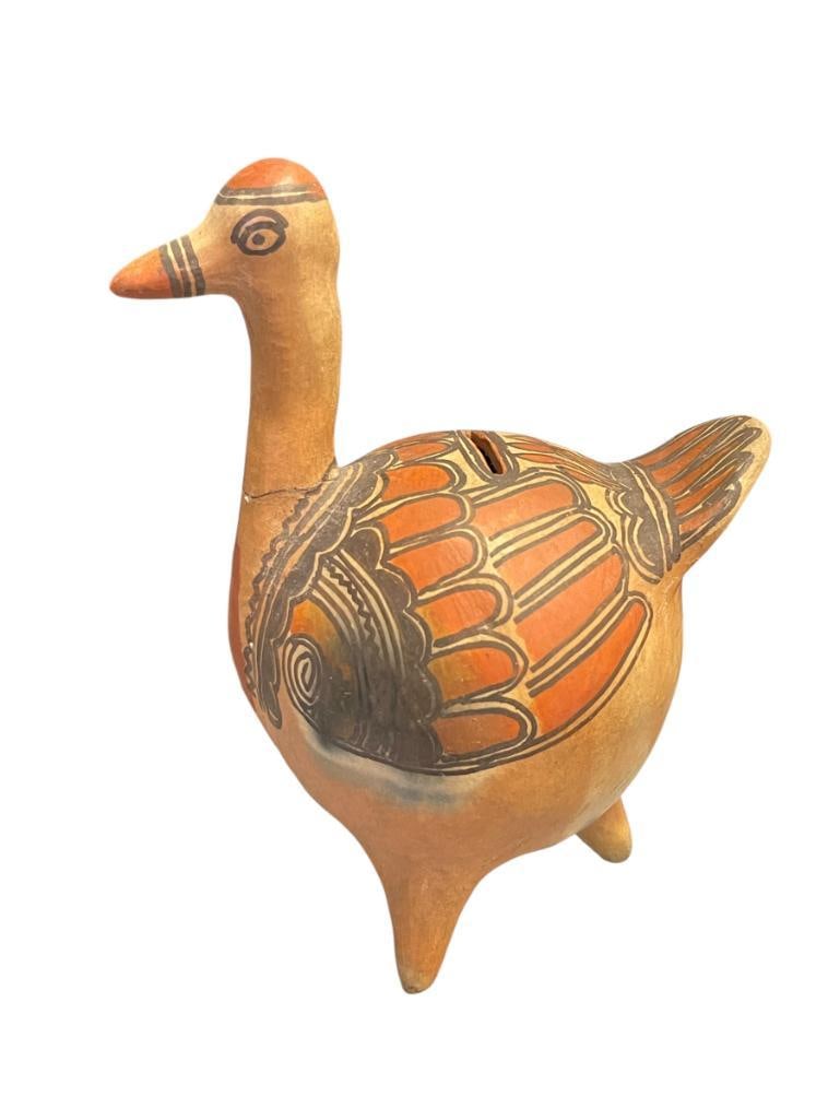 VINTAGE TONALA MEXICAN FOLK ART CLAY POTTERY BIRD BANK WITH PAINTED FEATHERS (1 of 6)