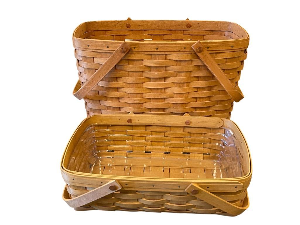1992 AND 2004 HAND CRAFTEDD LONGABERGER BASKETS BOTH WITH SWIVEL HANDLES DATED AND SIGNED (1 of 9)