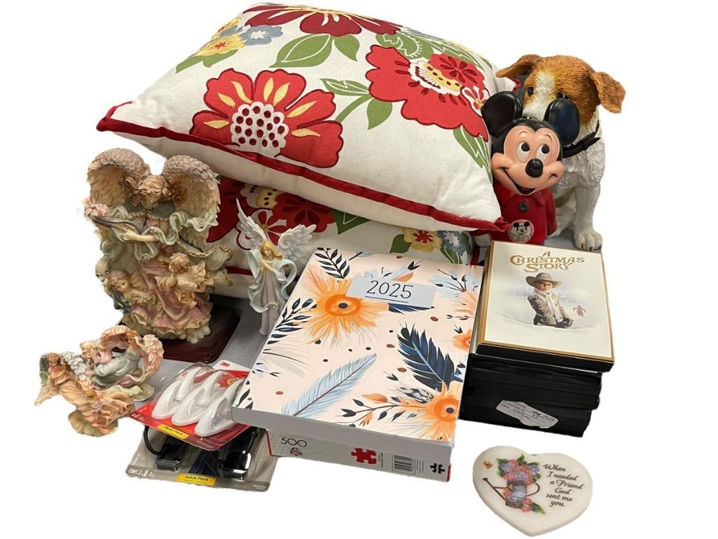 HOUSEHOLD GOODS AND DECOR INCLUDING OUTDOOR PILLOWS, DVDS, PUZZLES, NEW HANGING HOOKS (1 of 13)