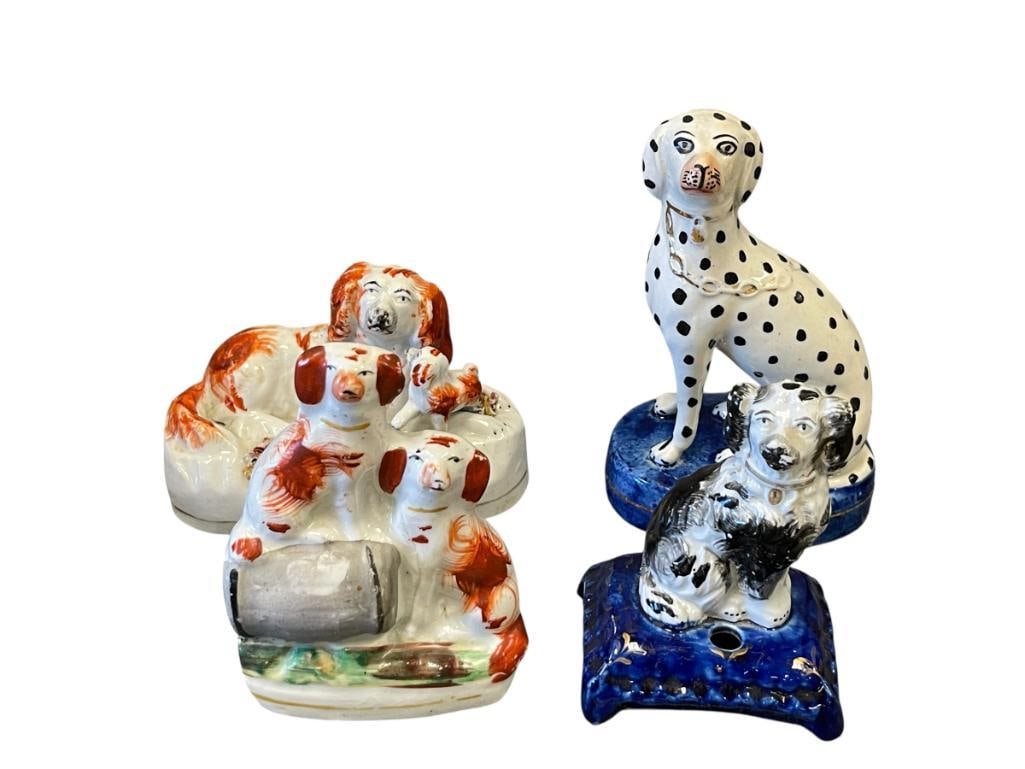 19TH CENTURY ENGLISH ROYAL STAFFORDSHIRE POTTERY SPANIEL AND DALMATIAN DOG FIGURINES (1 of 12)