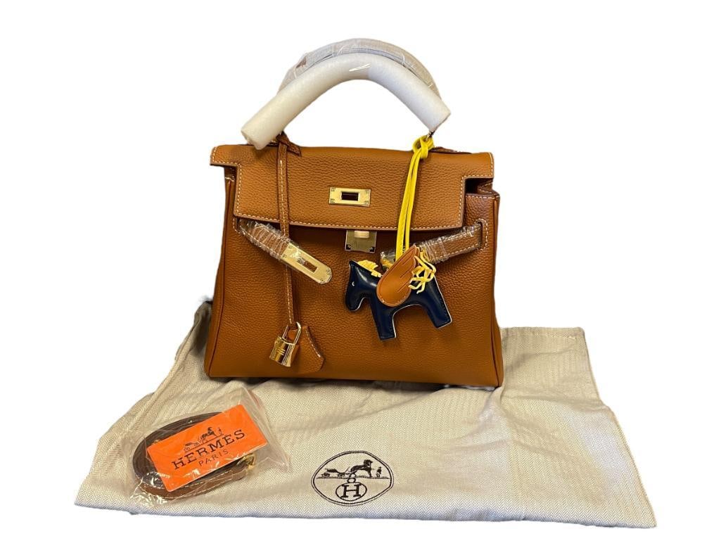 MARKED "HERMES" EPSOM KELLY GOLD BROWN DESIGNER FASHION HANDBAG WITH PEGASUS CHARM (1 of 14)
